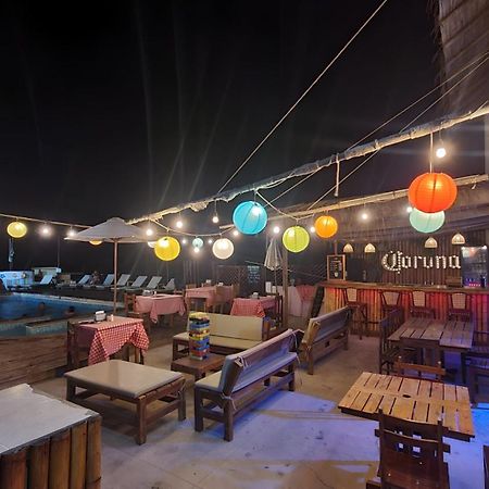 The Point Mancora Beach Екстер'єр фото