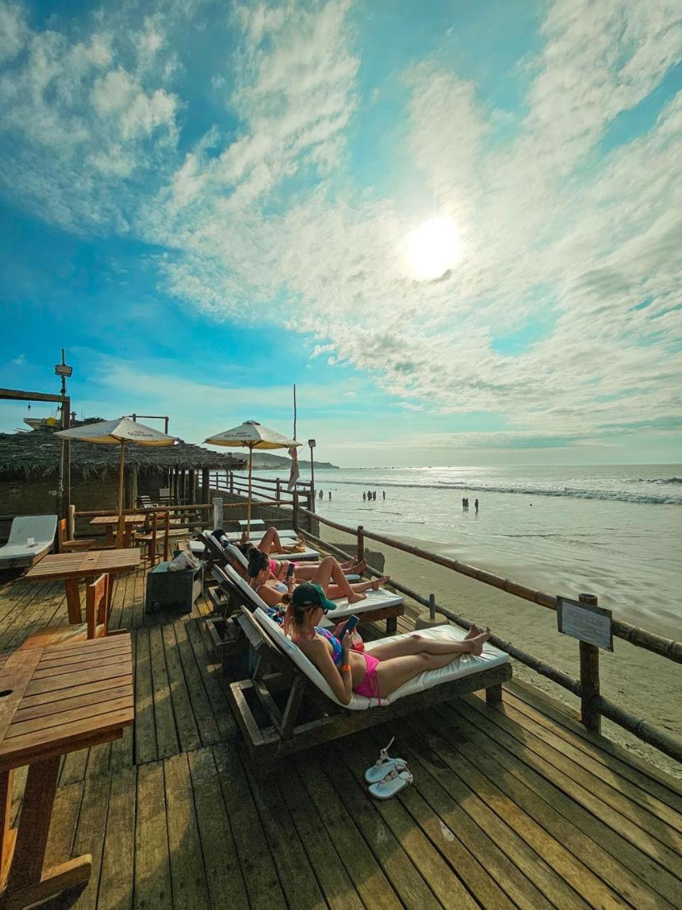 The Point Mancora Beach Екстер'єр фото