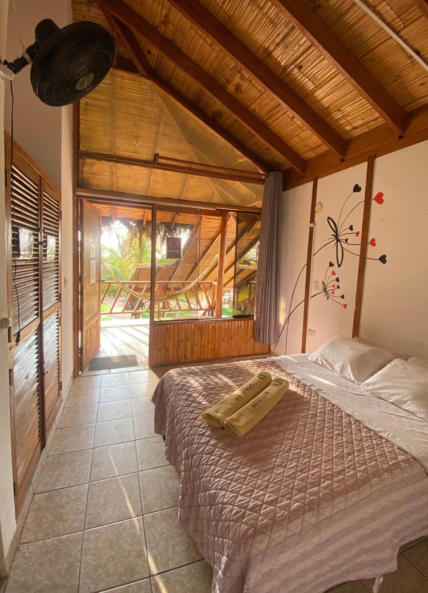 The Point Mancora Beach Екстер'єр фото